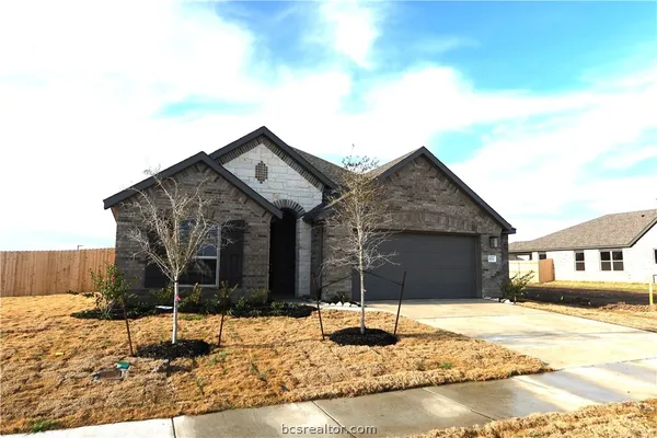 $2,650 | 6221 Greenville Drive, College Station, TX 77845