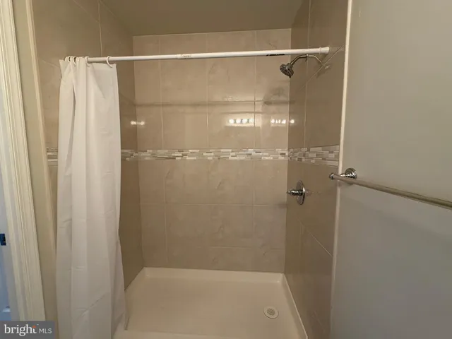 $2,300 | 9334 Jamison Avenue, Unit B, Philadelphia, PA 19115