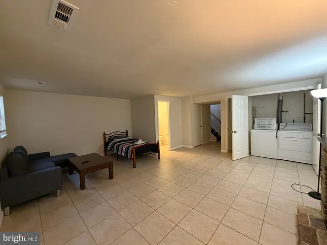 $2,300 | 9334 Jamison Avenue, Unit B, Philadelphia, PA 19115