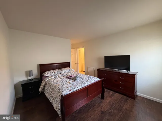 $2,300 | 9334 Jamison Avenue, Unit B, Philadelphia, PA 19115