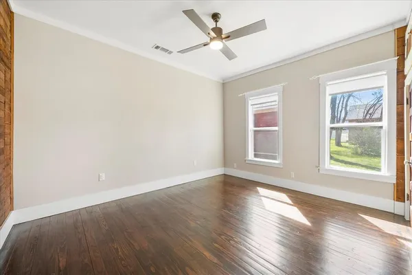 $279,900 | 110 English Street, Mount Vernon, TX 75457