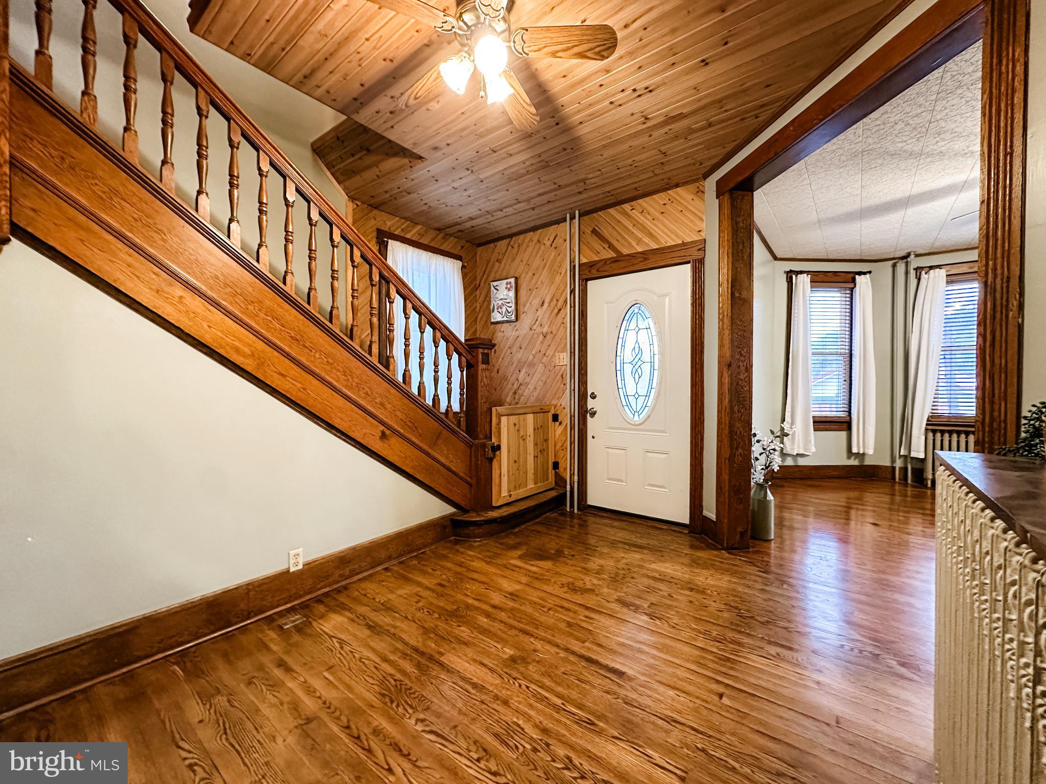 12812 New Row Rd N West Mount Savage, MD 21545 - Photo 5 of 32 a view of an entryway with wooden floor