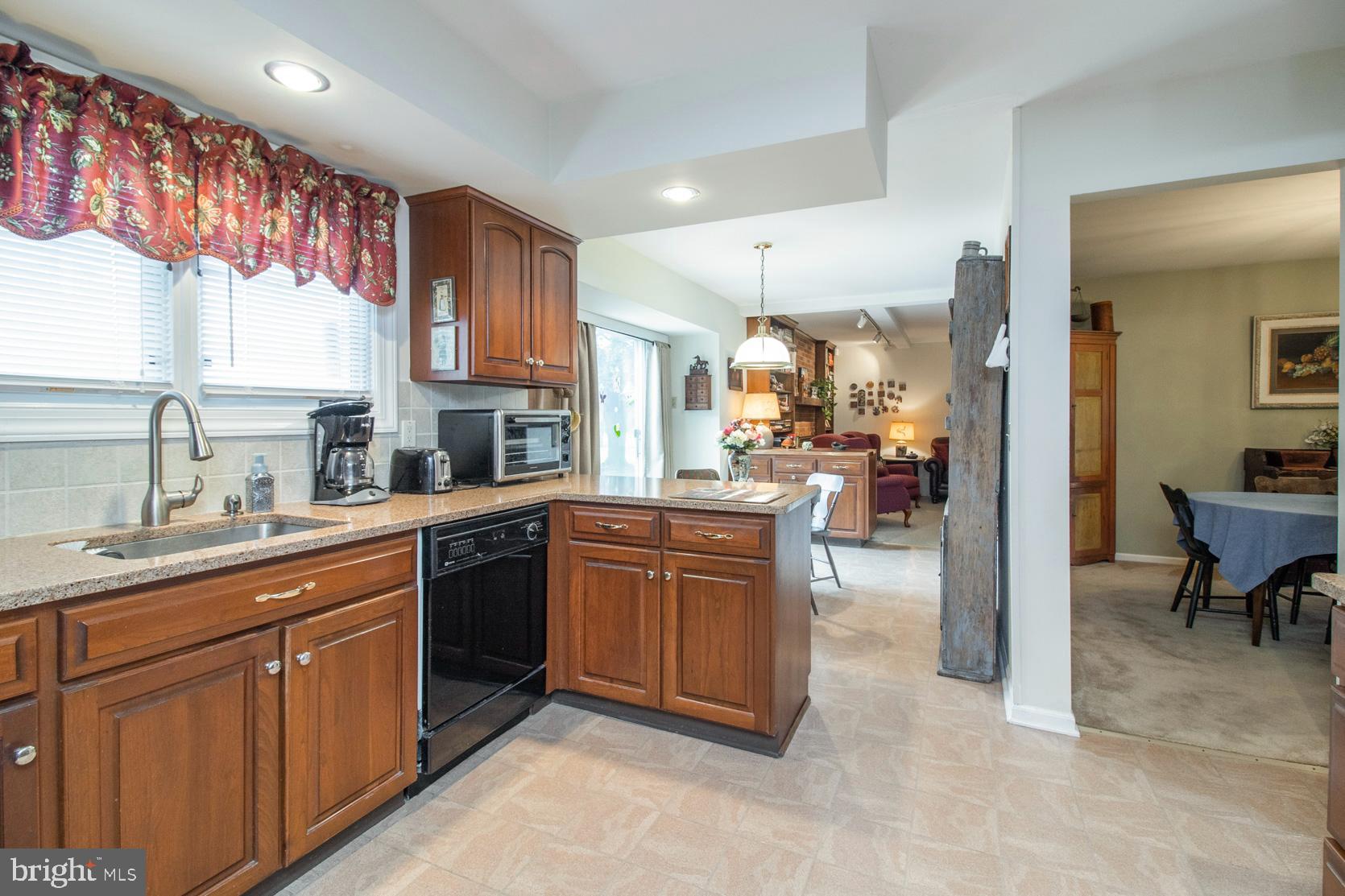 6602 Laurel Road New Hope, PA 18938 - Photo 14 of 49