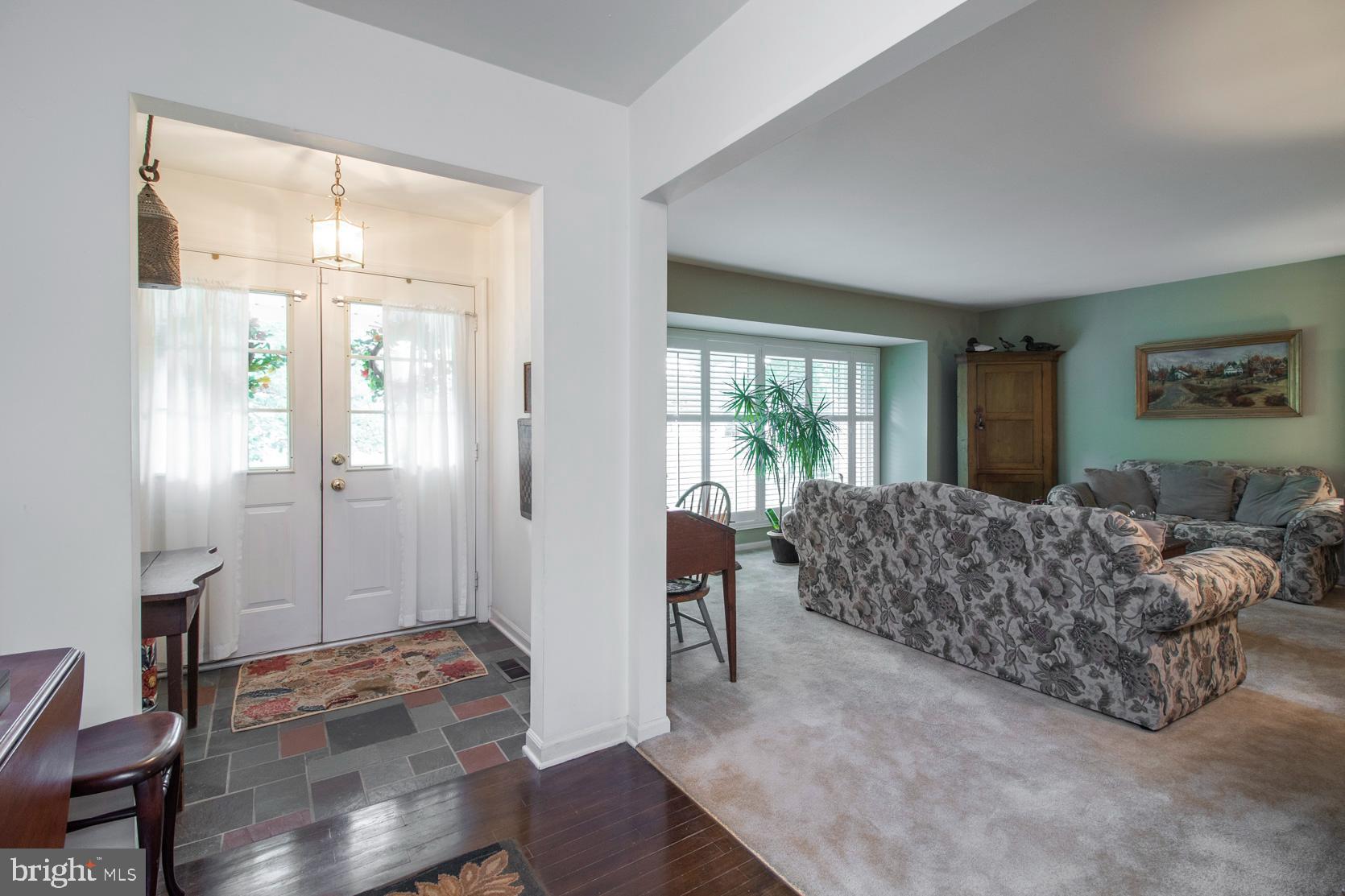 6602 Laurel Road New Hope, PA 18938 - Photo 8 of 49 Entry Foyer