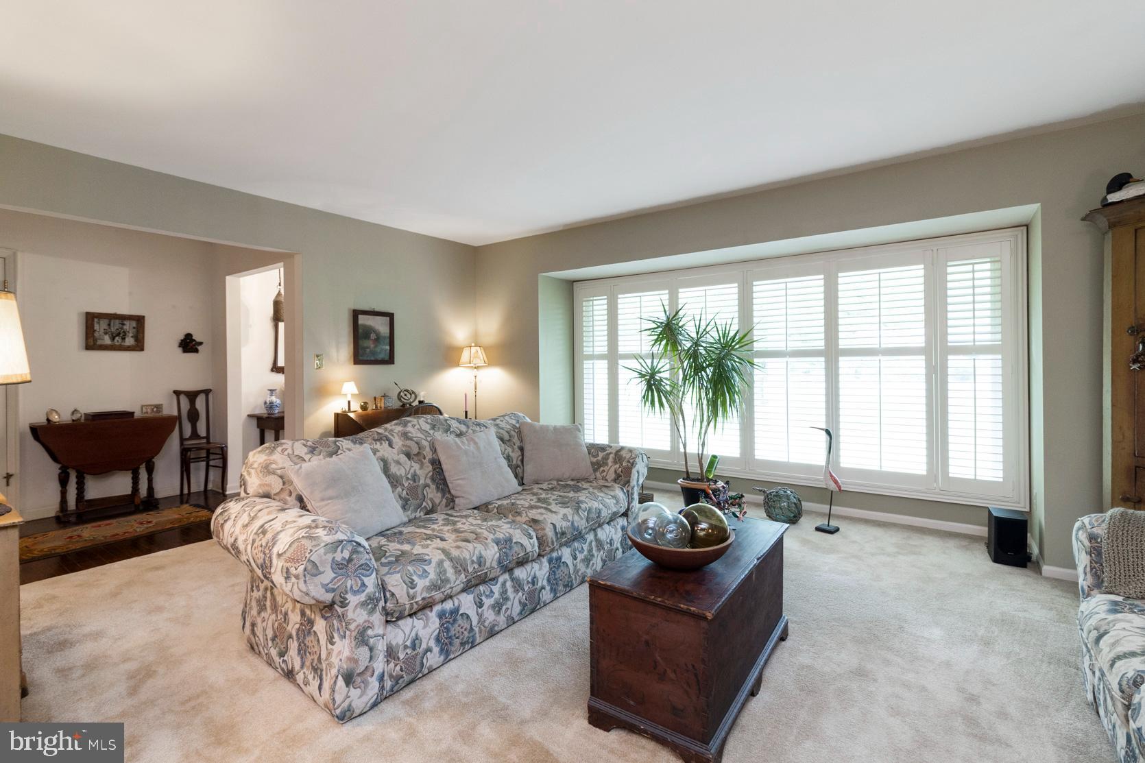 6602 Laurel Road New Hope, PA 18938 - Photo 9 of 49 Living Room