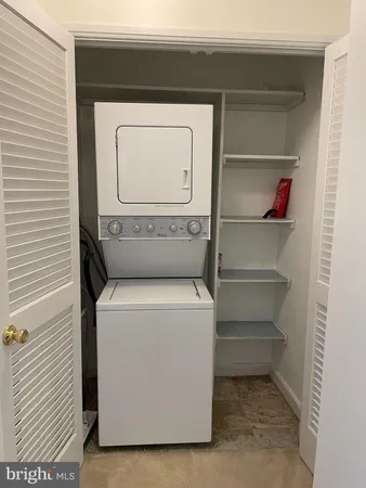 $1,975 | 4838 28th Street South, Unit C2, Arlington, VA 22206