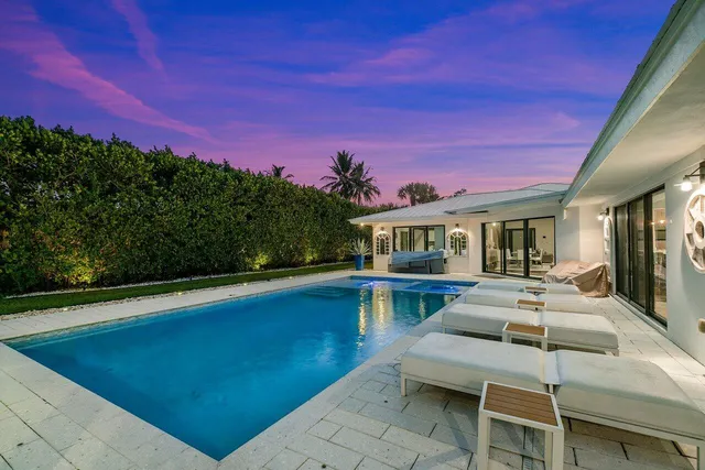 $4,700,000 | 1117 Lake Drive, Delray Beach, FL 33444