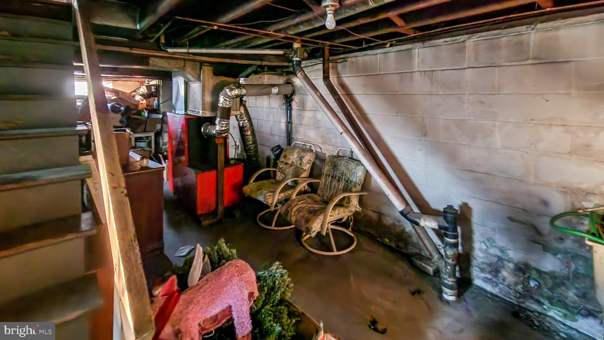 13614 Oldtown Road Southeast Cumberland, MD 21502 - Photo 21 of 30 a view of a room with gym equipment