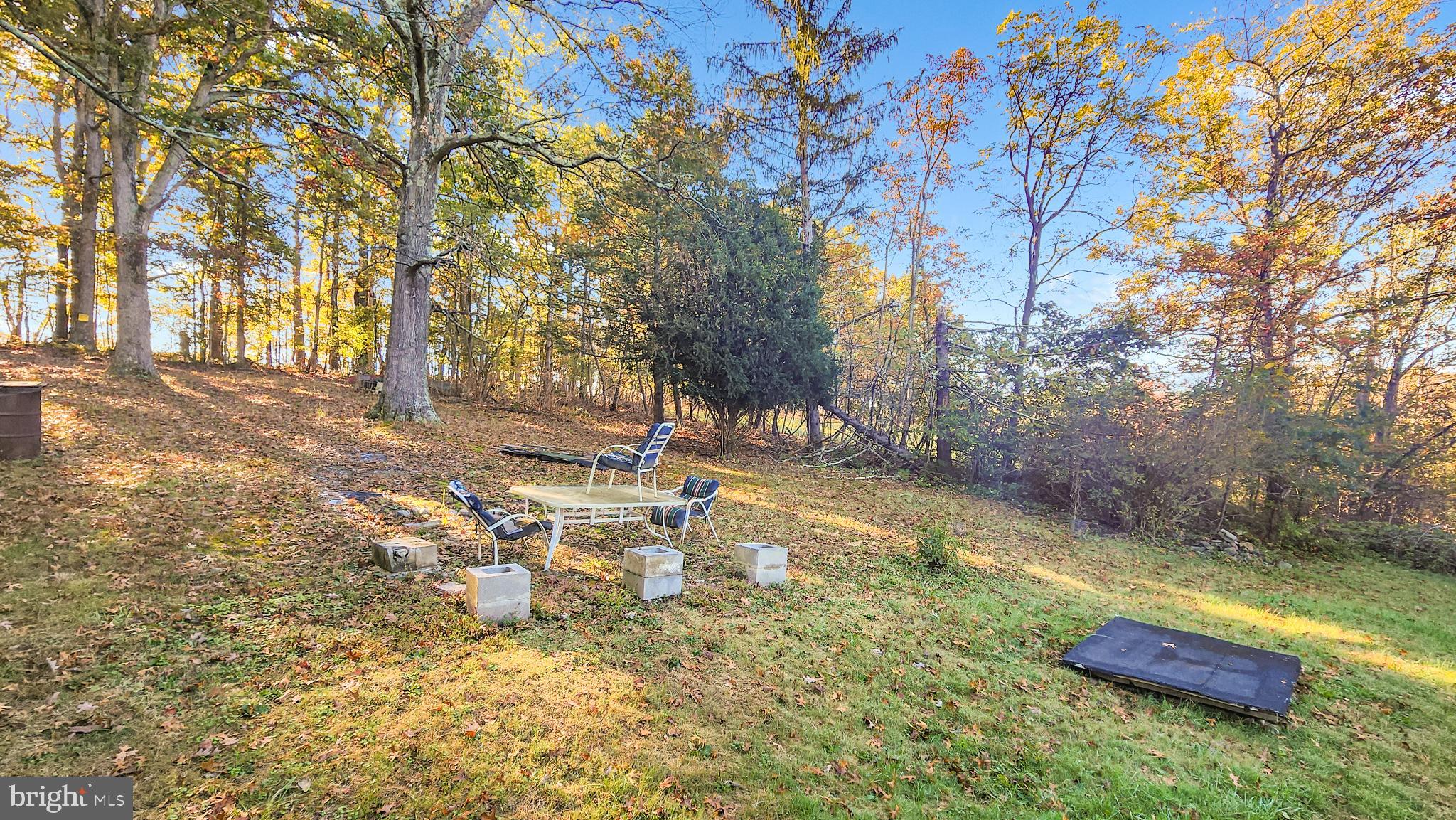 13614 Oldtown Road Southeast Cumberland, MD 21502 - Photo 22 of 30 a view of swimming pool with a yard