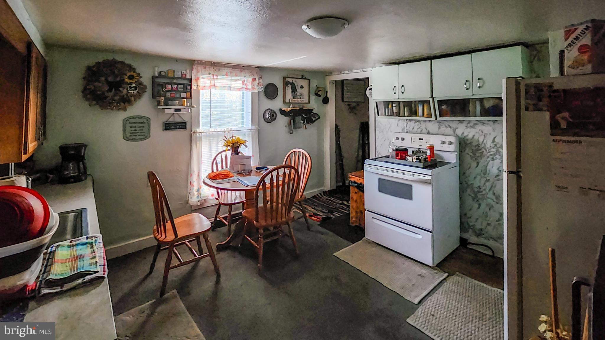 13614 Oldtown Road Southeast Cumberland, MD 21502 - Photo 7 of 30 a room with storage and utility