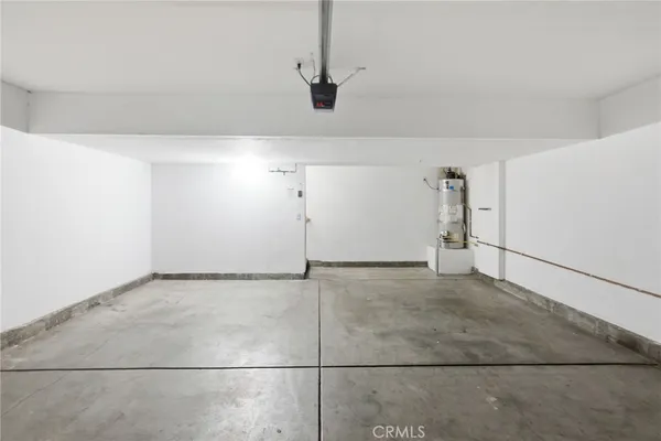 a view of a garage
