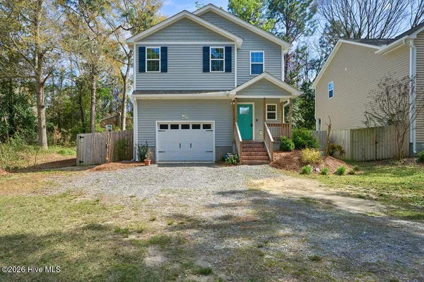 $310,000 | 425 South Hardin Street, Southern Pines, NC 28387