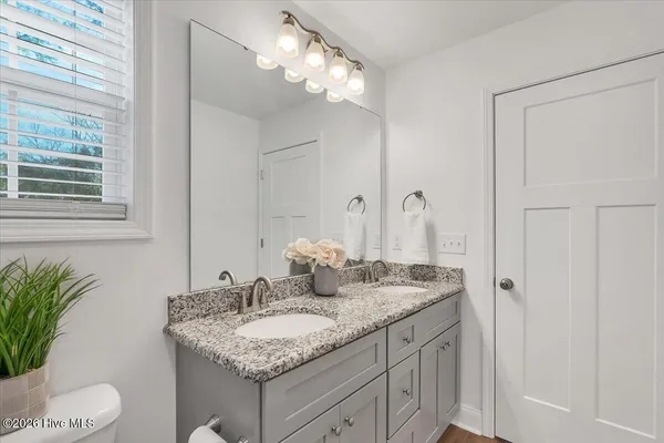 $310,000 | 425 South Hardin Street, Southern Pines, NC 28387