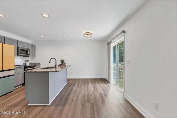 $310,000 | 425 South Hardin Street, Southern Pines, NC 28387