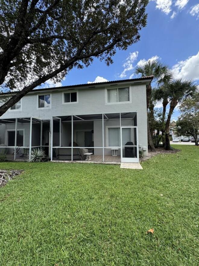 21235 Vía Eden Boca Raton, FL 33433 - Photo 13 of 20 Back of unit