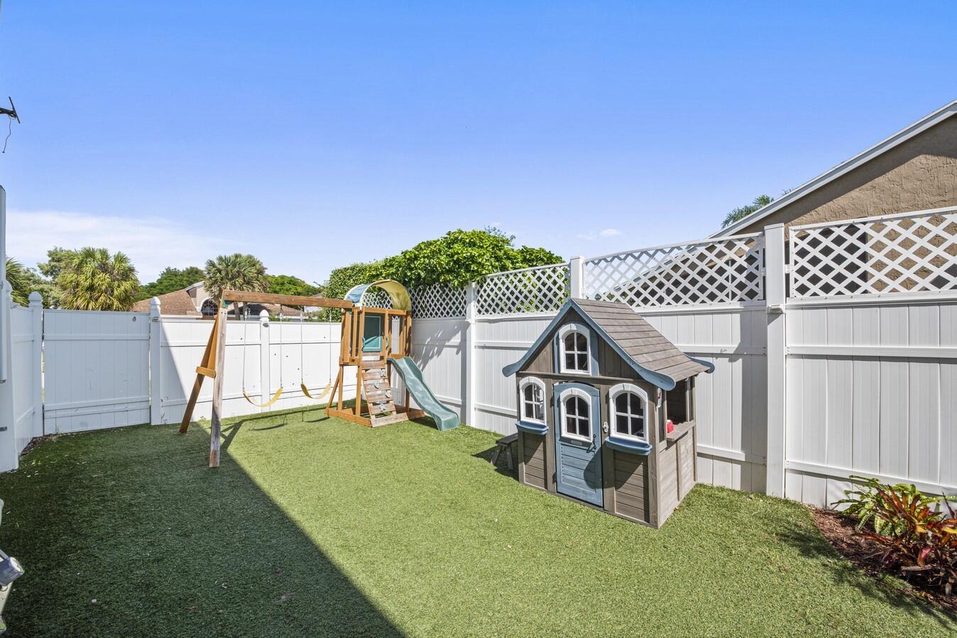 18860 La Costa Lane Boca Raton, FL 33496 - Photo 34 of 49 Yard