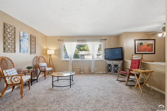 $265,000 | 3507 West 10th Street, Lawrence, KS 66049