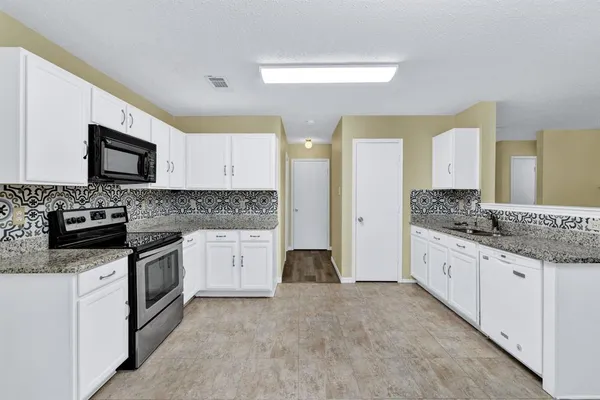 $420,000 | 5312 Emmeryville Lane, Fort Worth, TX 76244