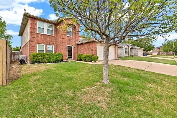 $420,000 | 5312 Emmeryville Lane, Fort Worth, TX 76244