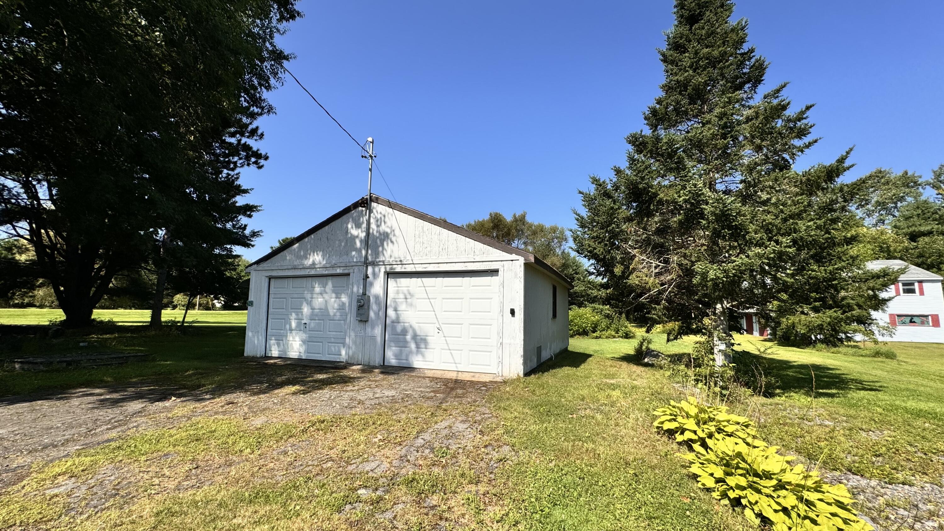 512 Riverside Drive Eddington, ME 04428 - Photo 10 of 21 2 car garage