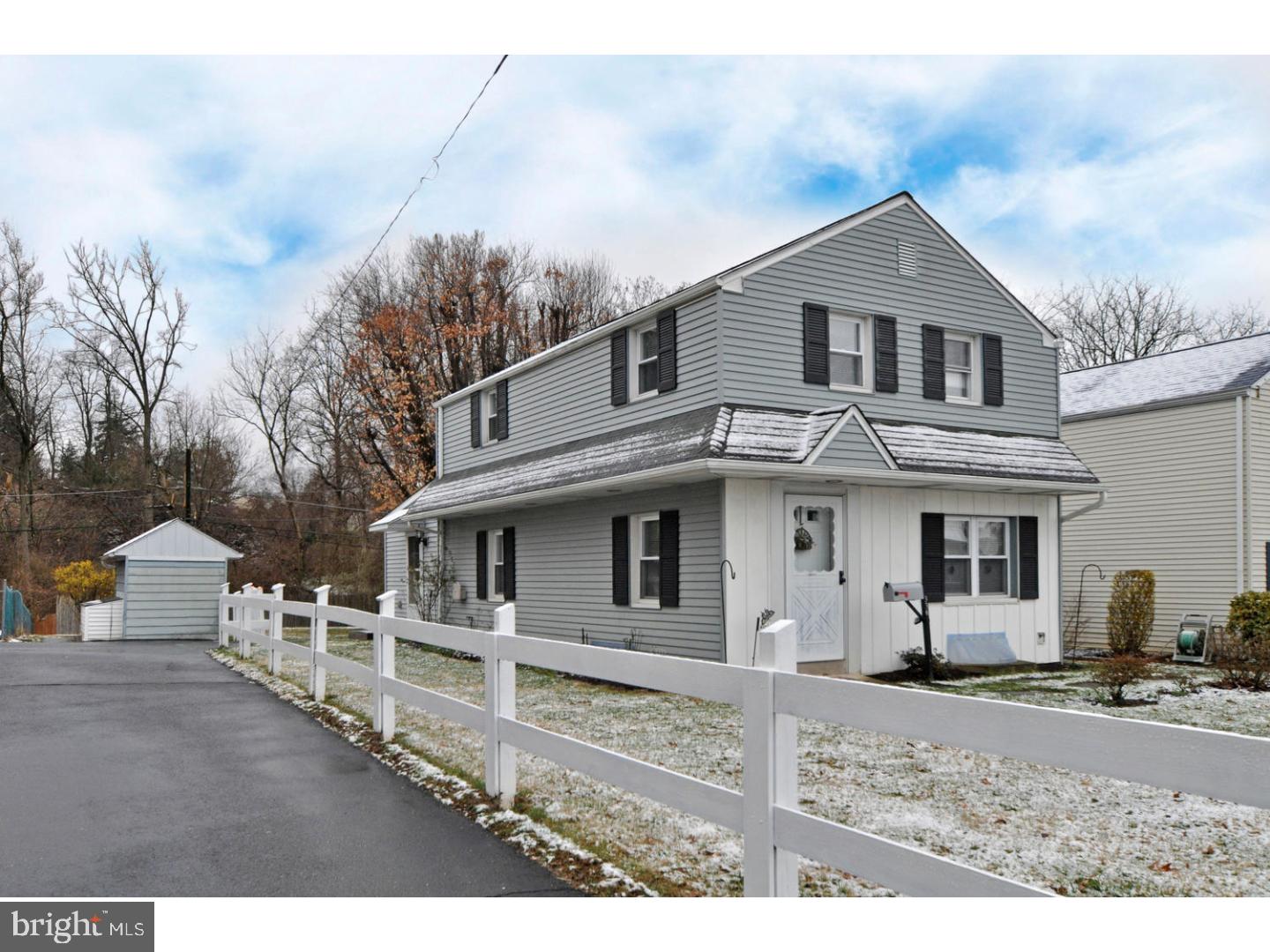 336 Lyster Road Oreland, PA 19075 - Photo 1 of 25 Front Yard