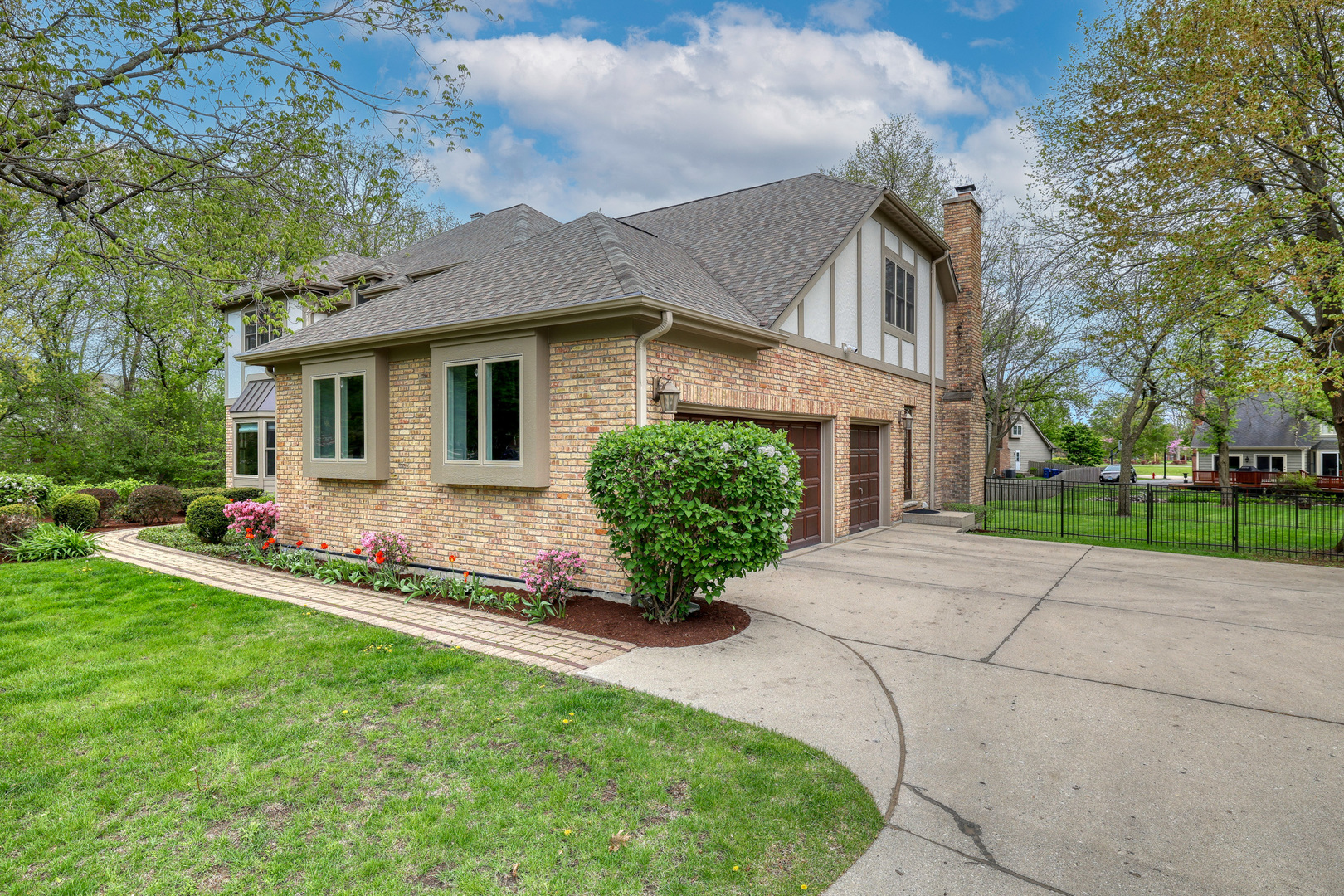 505 Steeplechase Road St. Charles, IL 60174 - Photo 2 of 51 Gallery Image 2