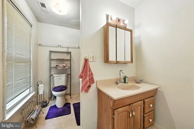 $425,000 | 5809 Burgundy Street, Capitol Heights, MD 20743