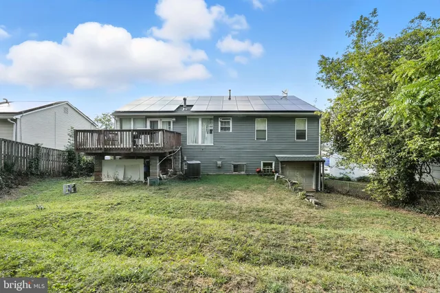 $425,000 | 5809 Burgundy Street, Capitol Heights, MD 20743