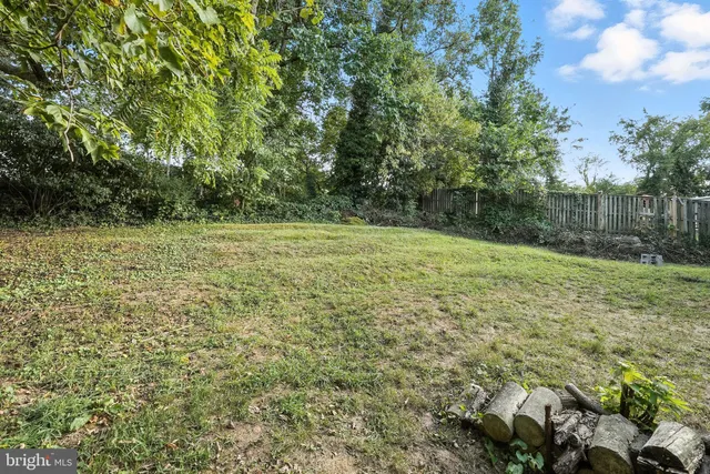 $425,000 | 5809 Burgundy Street, Capitol Heights, MD 20743