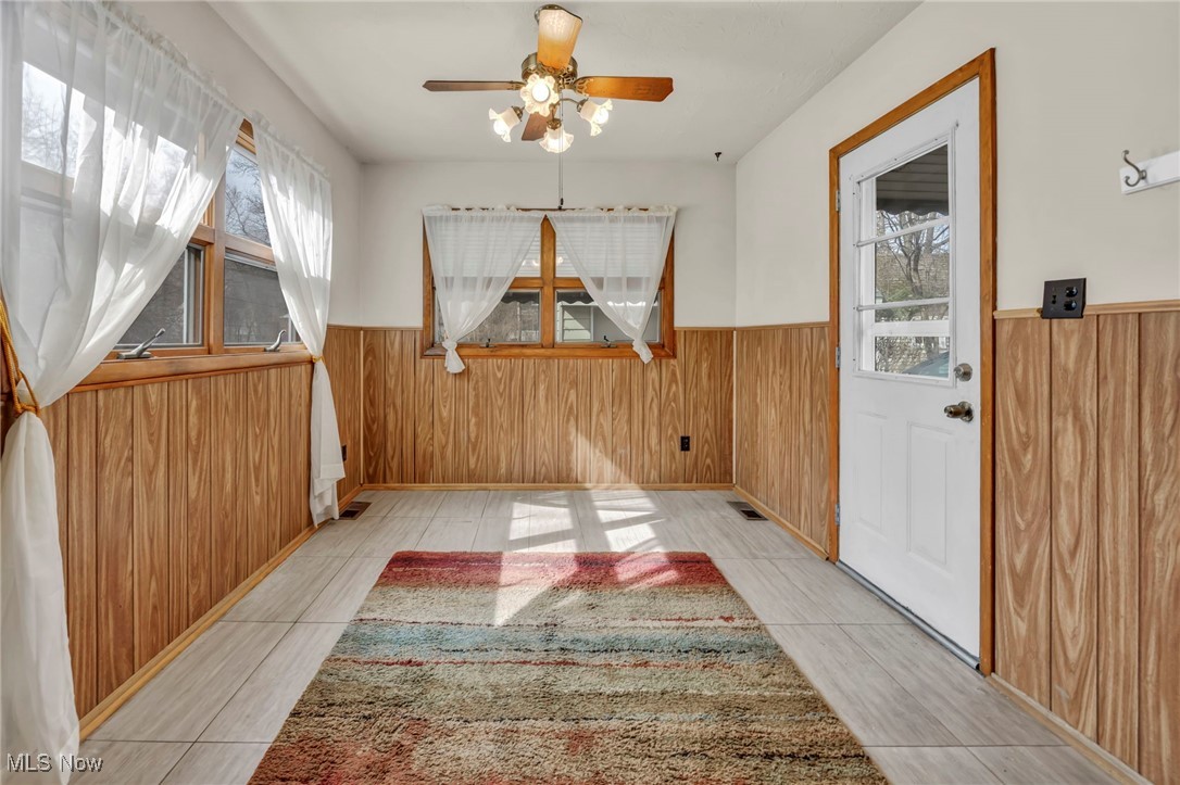 1518 Wilmar Road Cleveland, OH 44121 - Photo 12 of 34