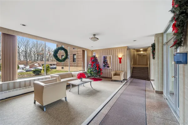 $349,000 | 226-26 Union Turnpike, Unit 1R | Oakland Gardens