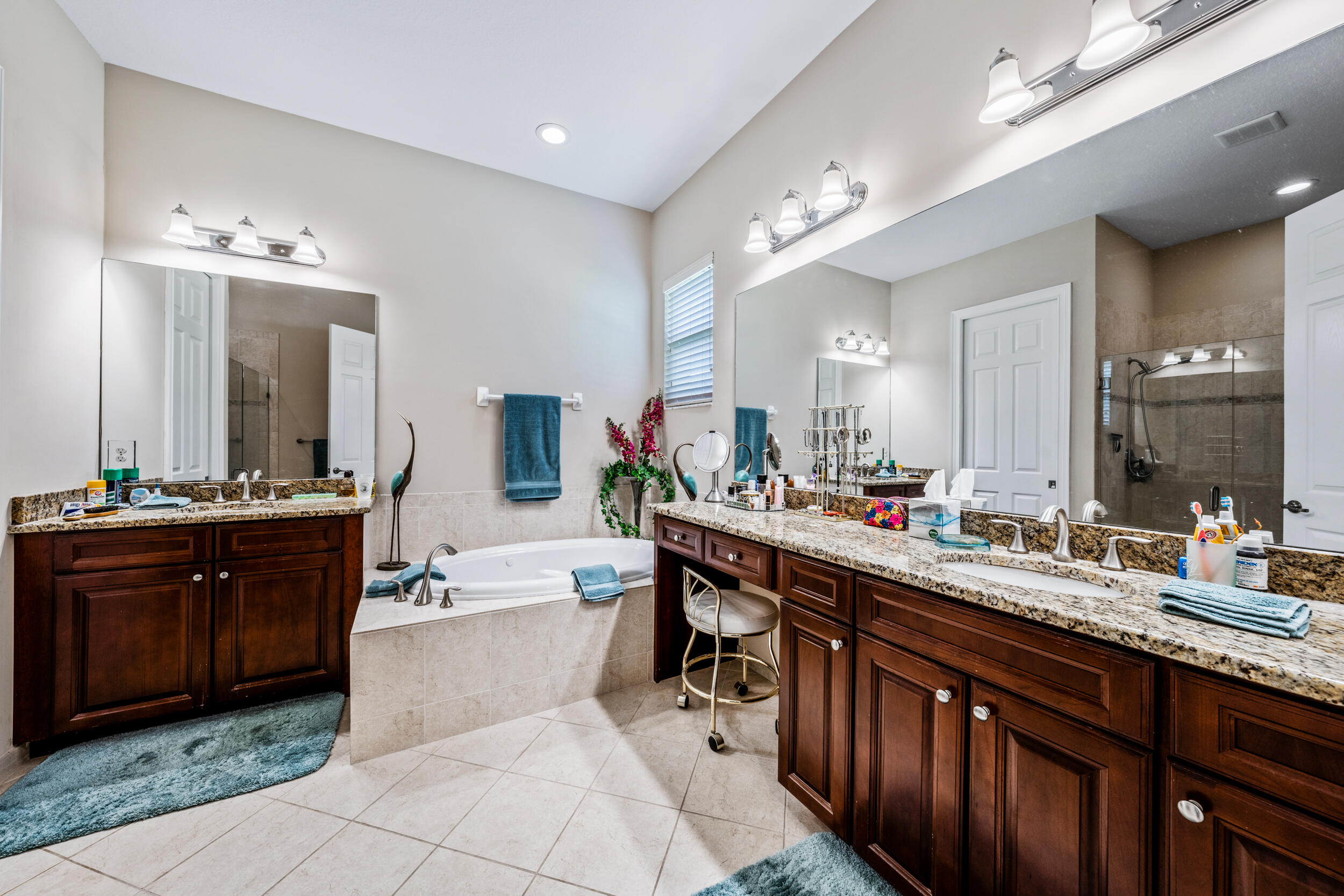 251 Rudder Cay Way Jupiter, FL 33458 - Photo 13 of 39 Master Bath