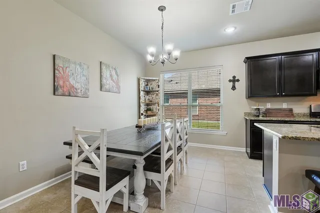 $2,200 | 8674 Abertay Avenue, Baton Rouge, LA 70820