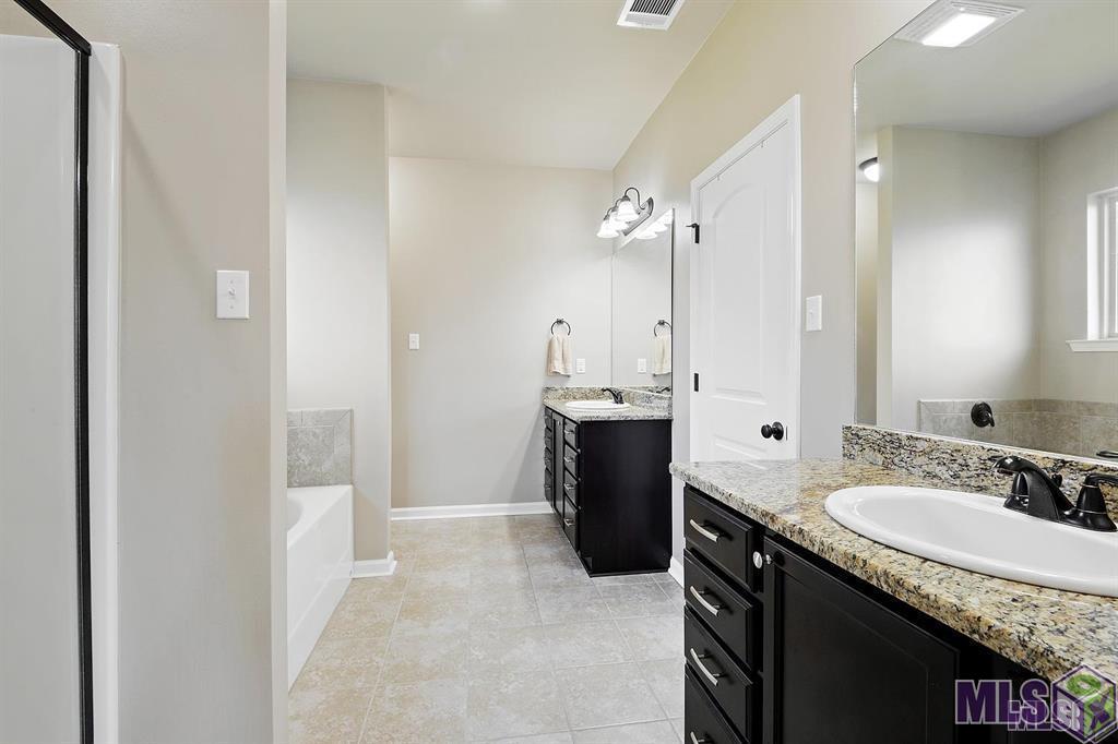 8674 Abertay Avenue Baton Rouge, LA 70820 - Photo 8 of 11