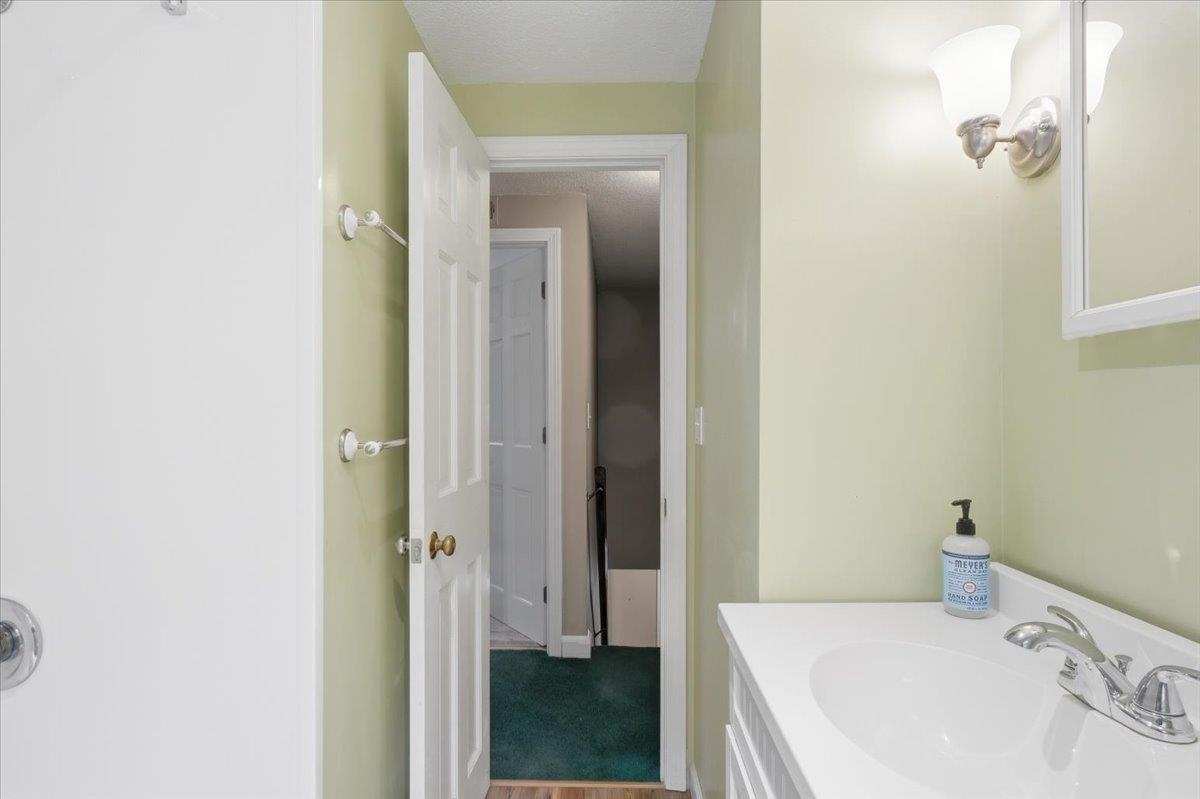 490 Juniper Ridge Shelburne, VT 05482 - Photo 39 of 58