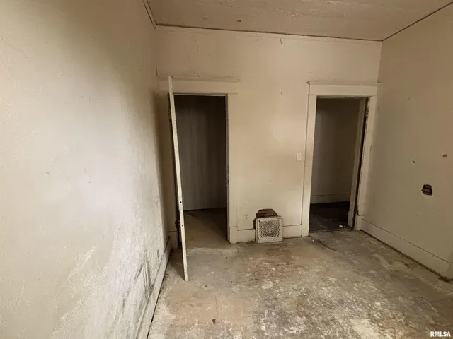 $50,000 | 1504 North Linn Street, Peoria, IL 61604