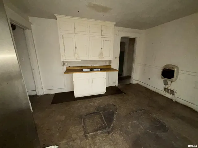 $50,000 | 1504 North Linn Street, Peoria, IL 61604