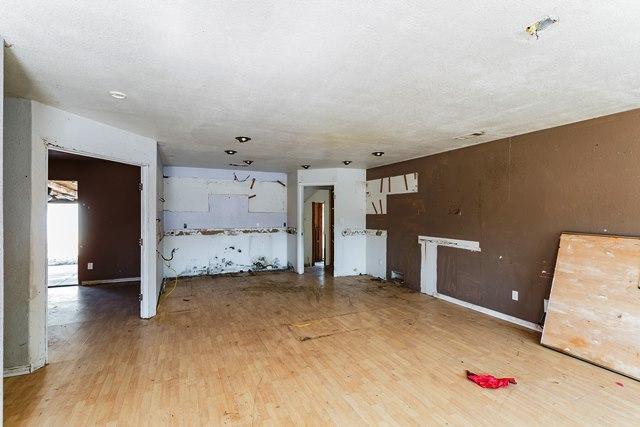 6826 Airport Road Redding, CA 96002 - Photo 4 of 24 _M8A4916-4768096