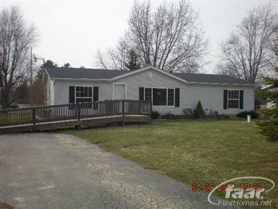 3380 South County Line Road Durand, MI 48429 - Photo 1 of 5 20144317.JPG