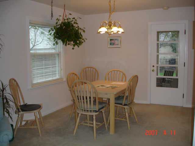 2668 Andover Road Columbus, OH 43221 - Photo 3 of 10