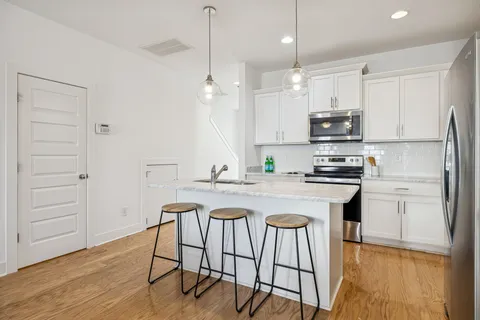 $429,999 | 743 Cottage Park Drive, Nashville, TN 37207