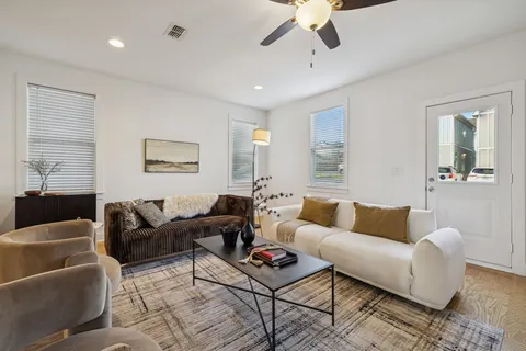 $429,999 | 743 Cottage Park Drive, Nashville, TN 37207