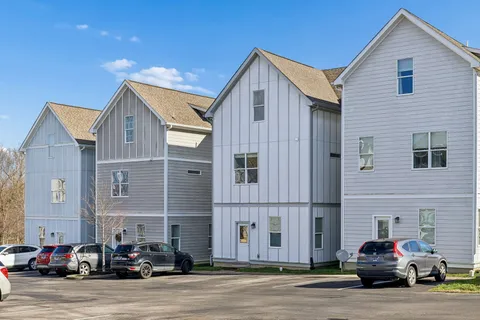 $429,999 | 743 Cottage Park Drive, Nashville, TN 37207