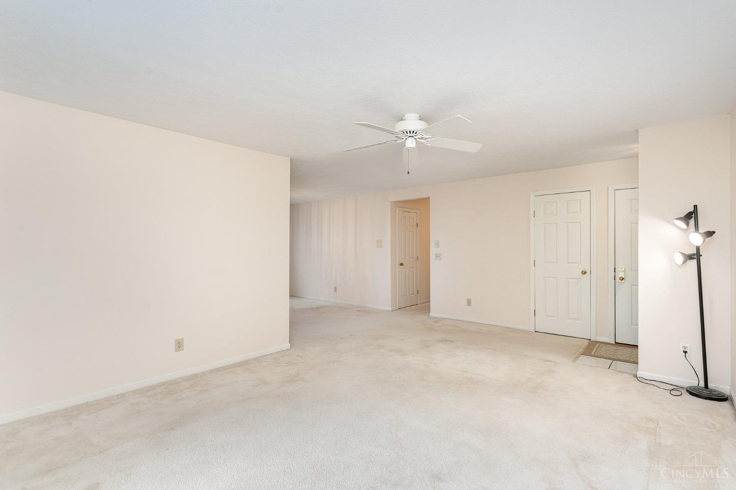 3302 North Bend Road, Unit 2 Cincinnati, OH 45247 - Photo 7 of 25