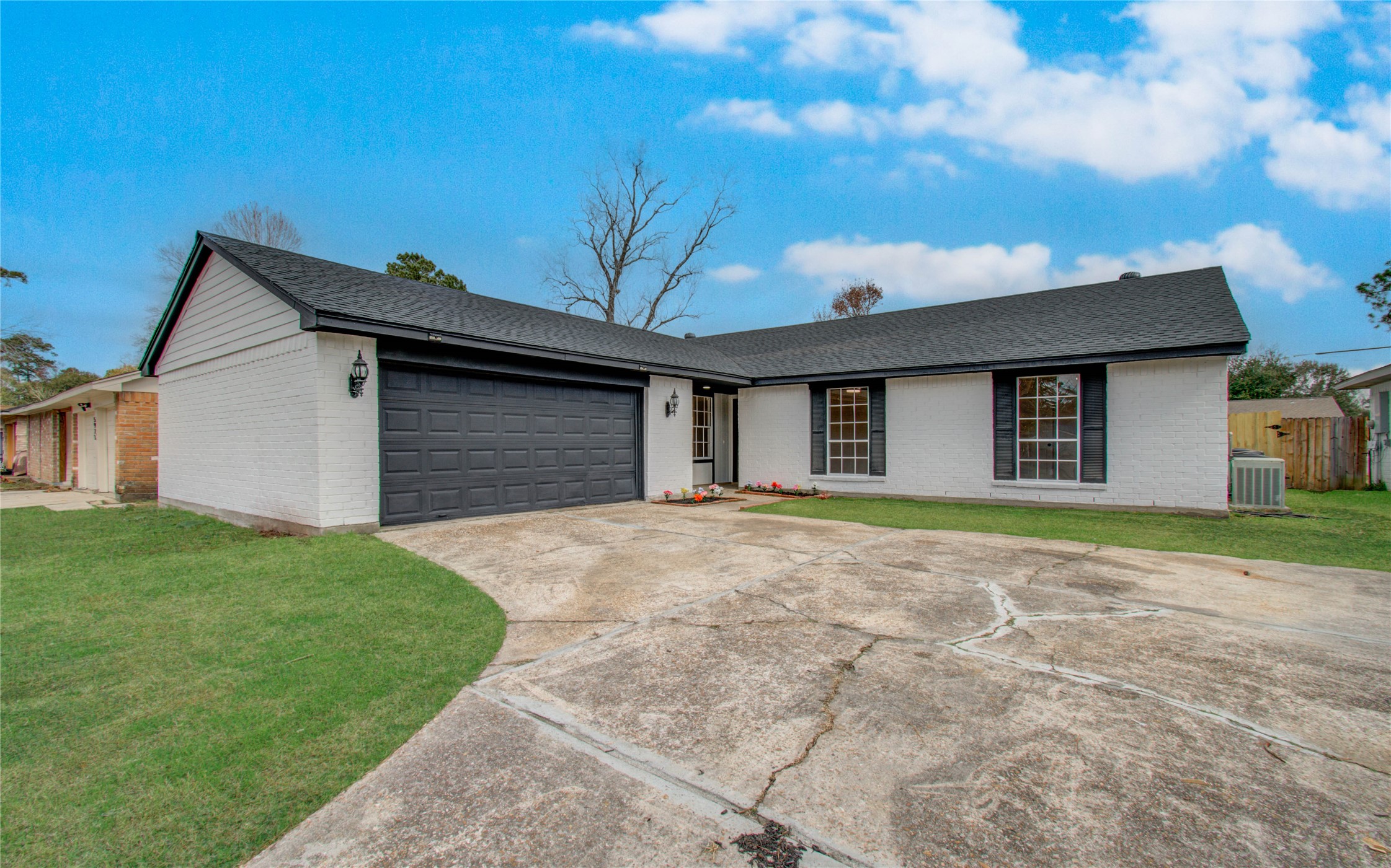 5927 Sunnygate Drive Spring, TX 77373 - Photo 6 of 34