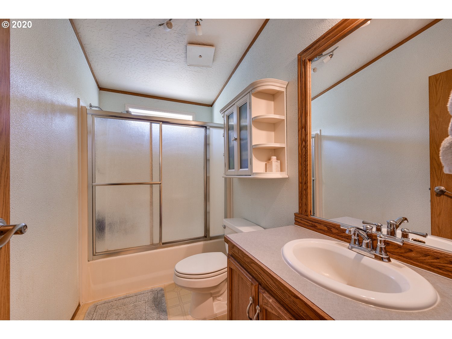 24241 South Larkin Road Beavercreek, OR 97004 - Photo 17 of 32 Gallery Image 17
