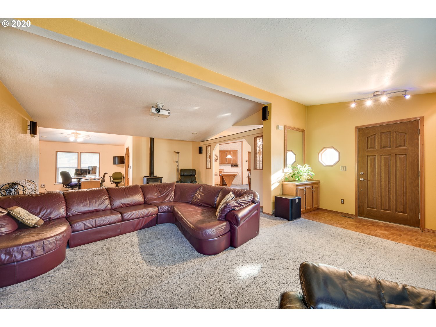 24241 South Larkin Road Beavercreek, OR 97004 - Photo 2 of 32 Gallery Image 2