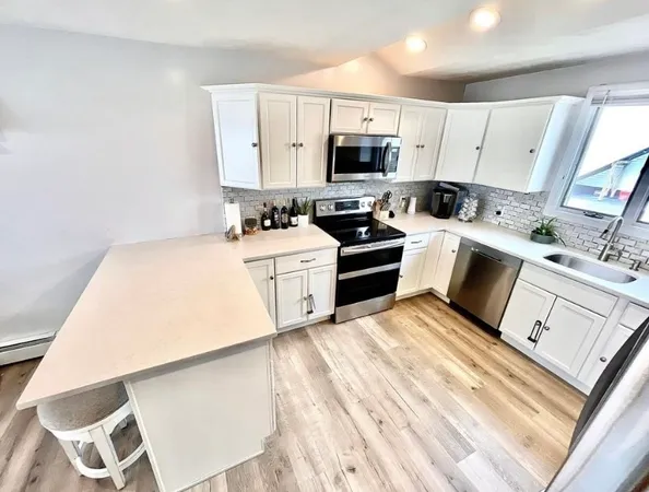 $2,600 | 30 White Street, Unit 1F, Taunton, MA 02780