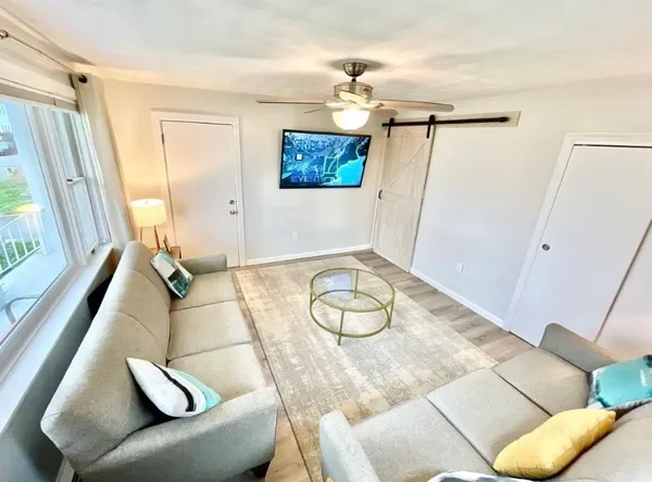 $2,600 | 30 White Street, Unit 1F, Taunton, MA 02780