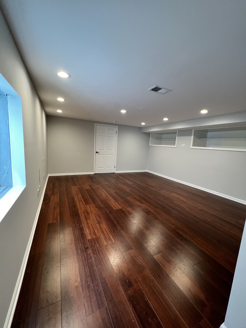 2535 Techny Road Northbrook, IL 60062 - Photo 25 of 30 a view of empty room with wooden floor